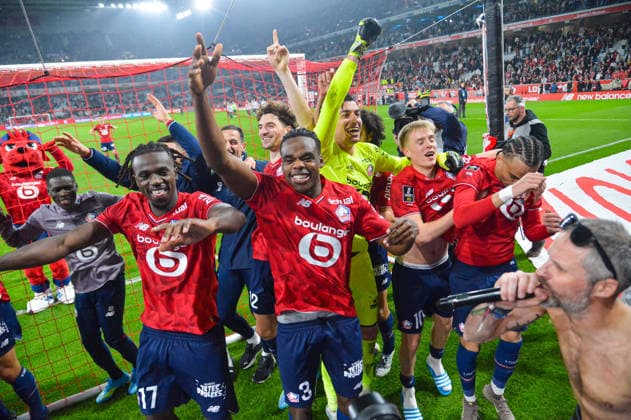 FOOTBALL : Lille OSC vs RC Lens - Ligue 1 - JournÃ e 28 - 04 04 2026 Joie des joueurs du LOSC apres la victoire contre le RC Lens LilleFrance  Copyright: xBaptistexAutissierx