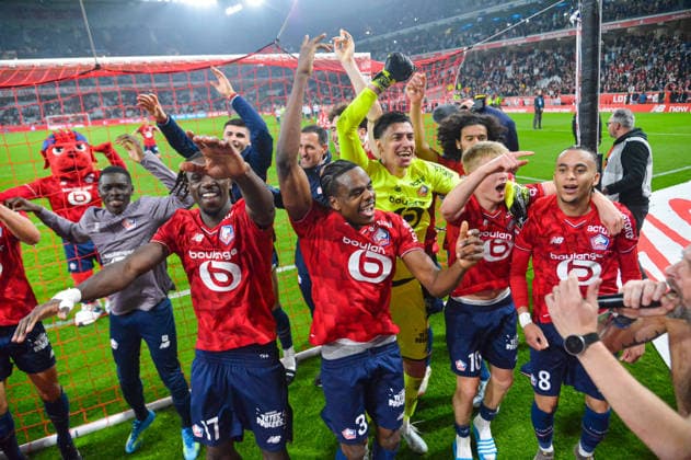 FOOTBALL : Lille OSC vs RC Lens - Ligue 1 - JournÃ e 28 - 04 04 2026 Joie des joueurs du LOSC apres la victoire contre le RC Lens LilleFrance  Copyright: xBaptistexAutissierx