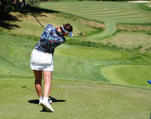 LAS VEGAS, NV - APRIL 03: LPGA, Golf Damen golfer Anne van Dam plays her tee shot on the 10th hole during the second round of the Aramco Championship on April 3, 2026, at Shadow Creek Golf Course in Las Vegas, Nevada. (Photo by Brian Spurlock Icon Sportswire) GOLF: APR 03 LPGA Aramco Championship EDITORIAL USE ONLY Icon26040341