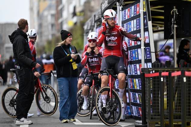 Ronde van Vlaanderen 2026 Cycling Race OUDENAARDE, BELGIUM - APRIL 05 : Rutsch Jonas (GER) of Lotto - Intermarche during the 110th edition of Ronde van Vlaanderen an UCI World Tour 1.UWT one day cycling road race for Men Elite of 271 km with start in Antwerpen and finish in Oudenaarde on April 5, 2026 in Oudenaarde, Belgium, 05 04 2026 ( Motordriver Guy De Vuyst - Oudenaarde Belgium  Copyright: xNicoxVereeckenx