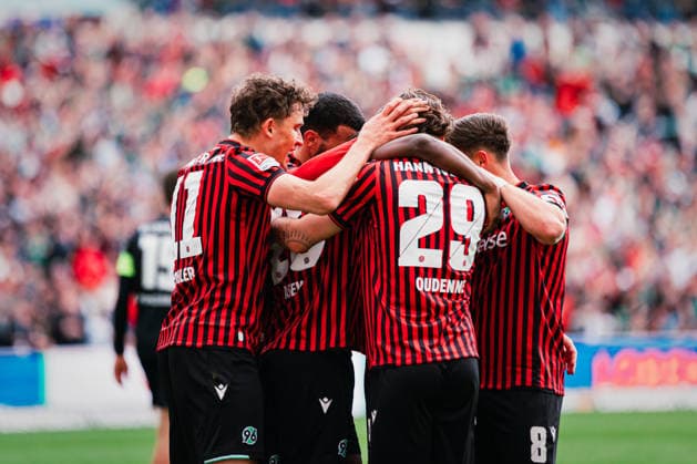 2. Bundesliga: Hannover 96 vs. SV Elversberg, 05.04.2026 TOR, JUBEL durch Noel Aseko Nkili (Hannover 96, 15) zum 1:0; Fußball, 2. Bundesliga, 28. Spieltag: Hannover 96 vs. SV Elversberg am 05.04.2026 in der Heinz von Heiden Arena, Hannover DFL REGULATIONS PROHIBIT ANY USE OF PHOTOGRAPHS AS IMAGE SEQUENCES AND OR QUASI-VIDEO.