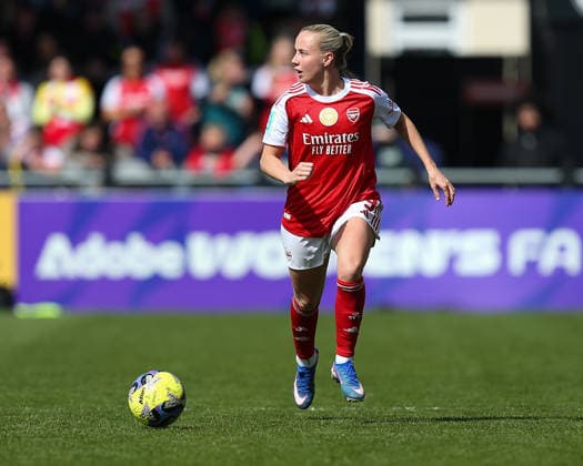 BOREHAMWOOD, ENGLAND - APRIL 05: Beth Mead of Arsenal on the ball during the Adobe Womens FA Cup match between Arsenal and Brighton and Hove Albion at Mangata Developments Stadium Meadow Park on April 05, 2026 in Borehamwood, England. Copyright: xJayxPatel SPPx Sportspressphoto_SPR124847