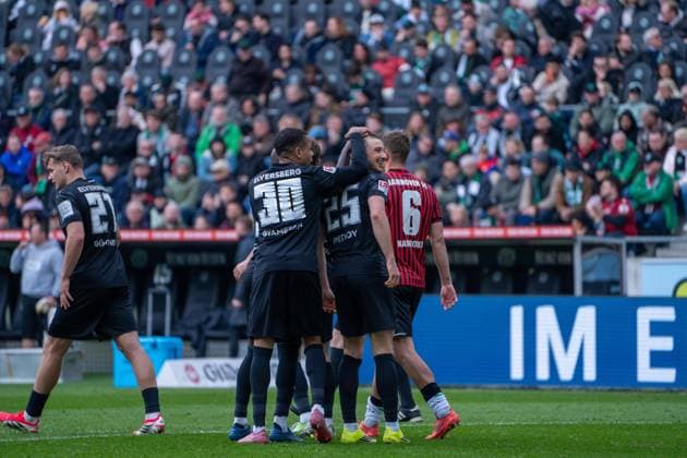 Deutschland: 2. Bundesliga 2025 - 2026, 28. Spieltag - Hannover 96 vs SV Elversberg - Heinz von Heiden Arena (Hannover): Lukas Petkov (SV 07 Elversberg, 25) Tor Torjubel Emotionen