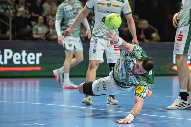 05.04.2026, xlakx, Handball Daikin HBL, Fuechse Berlin - SC DHfK Leipzig v.l. Mijajlo Marsenic (Fuechse Berlin) wirft Tor Berlin
