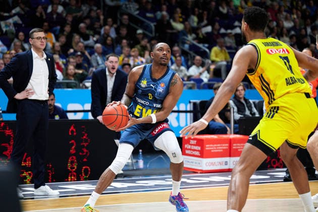 Kyle Lofton (EWE Baskets Oldenburg, 00), GER, ALBA Berlin vs. EWE Baskets Oldenburg, Basketball Herren, easy Credit BBL, Saison 2025 2026, 28. Spieltag, 05.04.2026 GER, ALBA Berlin vs. EWE Baskets Oldenburg, Basketball Herren, easy Credit BBL, Saison 2025 2026, 28. Spieltag, 05.04.2026 Berlin