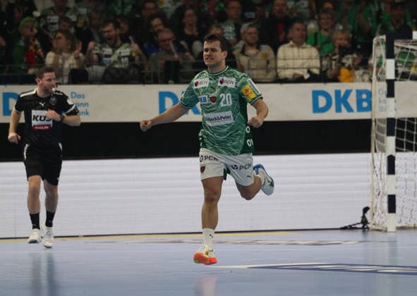 GER HBL Saison 2025 2026 FÜCHSE Berlin vs SC DhfK Leipzig, 05.04.26, Max-Schmeling-Halle, Berlin, Tim FREIHÖFER (Füchse Berlin 20) jubelt nach Torerfolg, Emotion, Faust