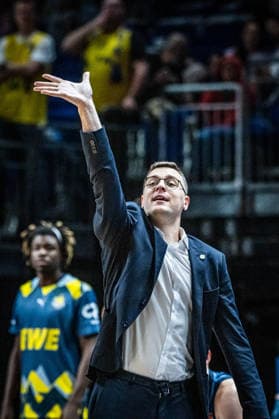 Basketball Berlin 05.04.2026 Saison 2025 2026 EasyCredit BBL 1. Bundesliga Männer, Herren Alba Berlin - EWE Baskets Oldenburg Lazar Spasic (Oldenburg, Trainer)