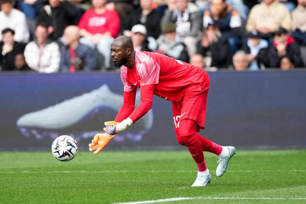 Angers SCO v Olympique Lyonnais - Ligue 1 McDonald s 2025 2026 12 Herve KOFFI (sco) during the Ligue 1 McDonald s match between Angers and Lyon at Stade Raymond Kopa on April 5, 2026 in Angers, France. Angers France  Copyright: xFEPx 776348344