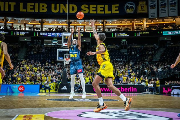 Basketball Berlin 05.04.2026 Saison 2025 2026 EasyCredit BBL 1. Bundesliga Männer, Herren Alba Berlin - EWE Baskets Oldenburg Brian Fobbs (Oldenburg, No.04)