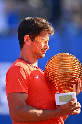 Tiriac Open final, Navove v Merida Mariano Navone of Argentina shows the trophy after after winning the game against Daniel Merida of Spain during the Tiriac Open finals, in Bucharest, April 05, 2026. Alex Nicodim Imago Images Copyright: xAlexxNicodimx