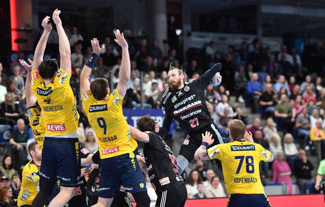 05.04.2026 - Handball - 1. Bundesliga DAIKIN HBL - Saison 2025 2026 - 27. Spieltag: HC Erlangen Metropolregion Nürnberg HCE - Rhein-Neckar Löwen - OGo - xogox - Antonio Metzner (27, HC Erlangen HCE )