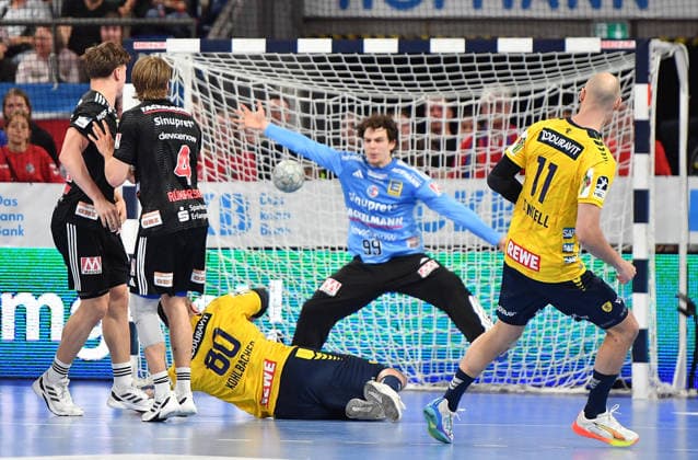 05.04.2026 - Handball - 1. Bundesliga DAIKIN HBL - Saison 2025 2026 - 27. Spieltag: HC Erlangen Metropolregion Nürnberg HCE - Rhein-Neckar Löwen - OGo - xogox - Jannik Kohlbacher (80, Rhein Neckar Löwen )