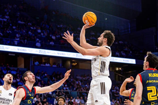 ESP: Real Madrid v Morabanc Andorra. Liga Endesa Sergio Llull of Real Madrid during the Liga Endesa match, between Real Madrid and Morabanc Andorra played at Movistar Arena Stadium on April 5, 2026 in Madrid Spain Madrid Spain Basketball Copyright: xAlbaxPachecox xAgenciaxLOFx