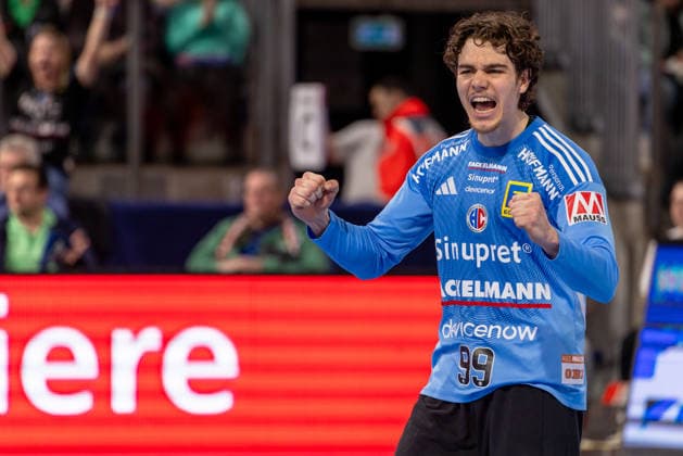 Jubel, Faeuste und Freude bei Torwart Tin Herceg (HC Erlangen, 99) HC Erlangen vs. Rhein-Neckar Löwen, Handball, 1. Handball Bundesliga, Saison 2025 2026, 28. Spieltag, 05.04.2026 HC Erlangen vs. Rhein-Neckar Löwen, Handball, 1. Handball Bundesliga, Saison 2025 2026, 28. Spieltag, 05.04.2026 Nuernberg Copyright: xEibner-Pressefoto ArdanxFuessmanx EP_AFN