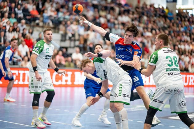 Magnus Grupe (HBW Balingen Weilstetten, 08), beim Wurf HBW Balingen Weilstetten vs. HC Oppenweiler Backnang, Handball, 2. Bundesliga, 26. Spieltag, Saison 2025 2026, 05.04.2026, Eibner-Pressefoto Andreas Ulmer HBW Balingen Weilstetten vs. HC Oppenweiler Backnang, Handball, 2. Bundesliga, 26. Spieltag, Saison 2025 2026, 05.04.2026, Balingen Copyright: xEibner-Pressefoto AndreasxUlmerx EP_AUR