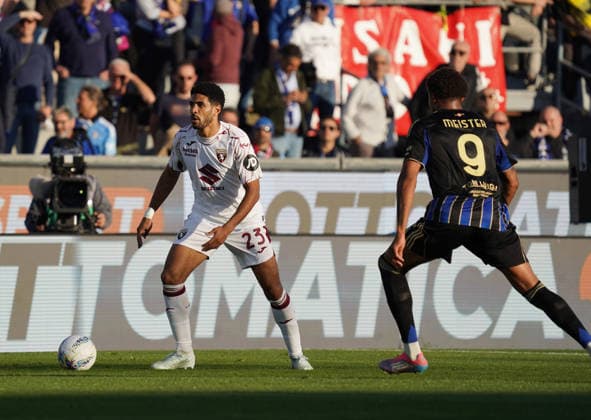Torino s Saul Coco ....During the Serie A soccer match between Pisa and Torino at the Cetilar Arena Romeo Anconetani Stadium in Pisa; Center West Italy; Sunday April 05; 2026 ; Soccer  Copyright: xAlessandroxLaRoccax xLaPressex