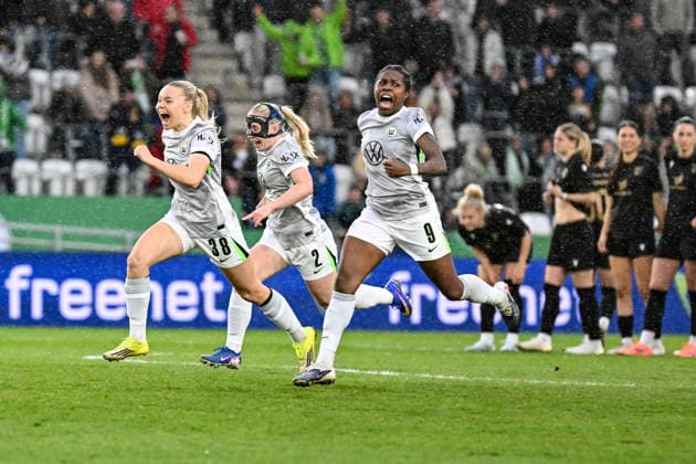 Fußball I Frauen I Saison 2025-2026 I DFB-Pokal I FC Carl Zeiss Jena - VfL Wolfsburg I 05.04.2026 Jubel beim VfL Wolsburg nach dem Einzug ins Finale Jena Ernst-Abbe-Sportfeld, ad hoc Arena Thüringen Deutschland Copyright: xLobeca InesxHähnelx