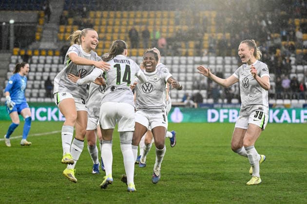 Fußball I Frauen I Saison 2025-2026 I DFB-Pokal I FC Carl Zeiss Jena - VfL Wolfsburg I 05.04.2026 Jubel beim VfL Wolsburg nach dem Einzug ins Finale Jena Ernst-Abbe-Sportfeld, ad hoc Arena Thüringen Deutschland Copyright: xLobeca InesxHähnelx