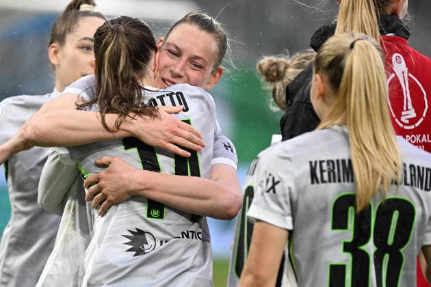 Fußball I Frauen I Saison 2025-2026 I DFB-Pokal I FC Carl Zeiss Jena - VfL Wolfsburg I 05.04.2026 Jubel beim VfL Wolsburg nach dem Einzug ins Finale Jena Ernst-Abbe-Sportfeld, ad hoc Arena Thüringen Deutschland Copyright: xLobeca InesxHähnelx