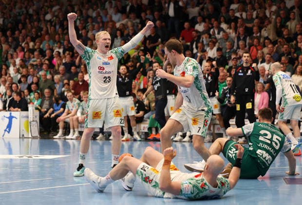 05.04.2026, Deutschland, Göppingen, Handball Bundesliga, 27. Spieltag, Frisch Auf! Göppingen vs. SC Magdeburg, v.l. Magnus Saugstrup (Magdeburg) jubelt