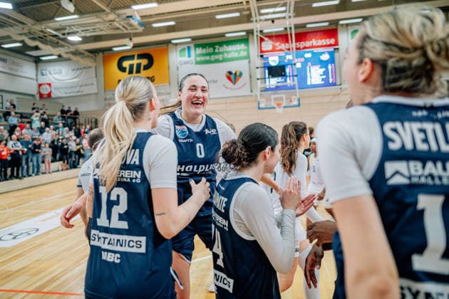 BB-1BL Damen Syntainics MBC Lions - TK Hannover Luchse Alexia Susan Allesch (GISA Lions MBC) waehrend der Saison 2025-2026 im 1. Playoffrunde Spiel 2 unde in der DBBL Toyota Bundesliga Syntainics MBC Lions und TK Hannover Luchse in der SWH Arena am 5. April 2026 in Halle Saale, Sachsen Anhalt, Deutschland