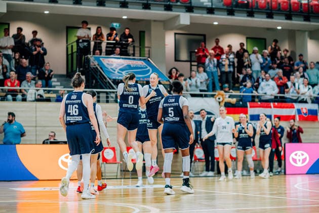 BB-1BL Damen Syntainics MBC Lions - TK Hannover Luchse Alexia Susan Allesch (GISA Lions MBC), Anna Alborova (GISA Lions MBC) waehrend der Saison 2025-2026 im 1. Playoffrunde Spiel 2 unde in der DBBL Toyota Bundesliga Syntainics MBC Lions und TK Hannover Luchse in der SWH Arena am 5. April 2026 in Halle Saale, Sachsen Anhalt, Deutschland