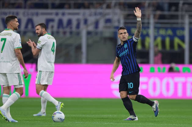 Milan, Italy, 5th April 2026. Lautaro Martinez of FC Internazionale celebrates after scoring to give the side a 1-0 lead during the Internazionale vs AS Roma Serie A match at Giuseppe Meazza, Milan. Picture credit should read: Jonathan Moscrop Sportimage EDITORIAL USE ONLY. No use with unauthorised audio, video, data, fixture lists, club league logos or live services. Online in-match use limited to 120 images, no video emulation. No use in betting, games or single club league player publications. SPI_005_JM_INTER_ROMA SPI-4643-0004