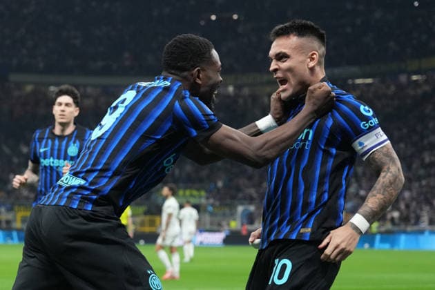 Inter Milan™s Lautaro Martinez , Inter Milan s Marcus Thuram celebrates after scoring 1-0 during the Serie A soccer match between Inter and Roma at the San Siro Stadium in Milan , north Italy - Sunday , April 05 , 2026. - Soccer .  Copyright: xSpada LaPressex