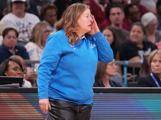 UCLA head coach Cori Close reacts after the Bruins defeated South Carolina in the Finals of the 2026 NCAA, College League, USA Women s Basketball Tournament at Mortgage Matchup Center in Phoenix, Arizona, on Sunday, April 5, 2026. UCLA defeated South Carolina 79-51 to win their first-ever women s NCAA Tournament championship.  AZP202604059462 DARRYLxWEBB