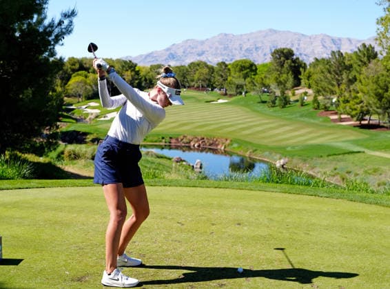 LAS VEGAS, NV - APRIL 05: LPGA, Golf Damen golfer Nelly Korda plays her tee shot on the 9th hole during the final round of the Aramco Championship on April 5, 2026, at Shadow Creek Golf Course in Las Vegas, Nevada. (Photo by Brian Spurlock Icon Sportswire) GOLF: APR 05 LPGA Aramco Championship EDITORIAL USE ONLY Icon26040511