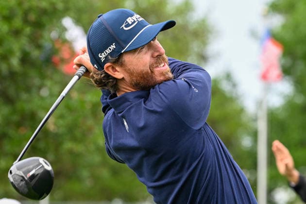 SAN ANTONIO, TX - APRIL 05: Sam Ryder (USA) watches his tee shot on 17 during the third round of the Valero Texas Open on April 5, 2026, at the AT&T Oaks Course at TPC San Antonio, San Antonio, Texas. (Photo by Ken Murray Icon Sportswire) GOLF: APR 05 PGA, Golf Herren Valero Texas Open EDITORIAL USE ONLY Icon2604050254