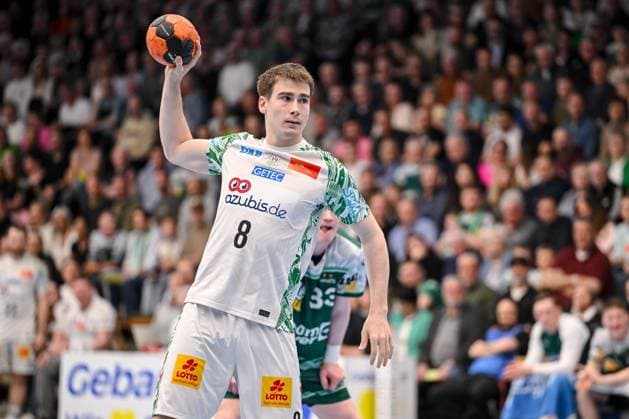 Goeppingen, Deutschland, 05.04.26: Manuel Zehnder (SC Magdeburg) in Aktion, am Ball, Einzelaktion waehrend des Daikin Handball Bundesliga Spiels zwischen FRISCH AUF! Goeppingen vs SC Magdeburg in der EWS Arena am 05. April 2026 in Goeppingen, Deutschland. (Foto von Harry Langer DeFodi Images) Goeppingen, Germany, 05.04.26: Manuel Zehnder (SC Magdeburg) controls the Ball during the Daikin Handball Bundesliga match between FRISCH AUF! Goeppingen vs SC Magdeburg at EWS Arena on April 5, 2026 in Goeppingen, Germany. (Photo by Harry Langer DeFodi Images) (Photo by Harry Langer DeFodi Images) -