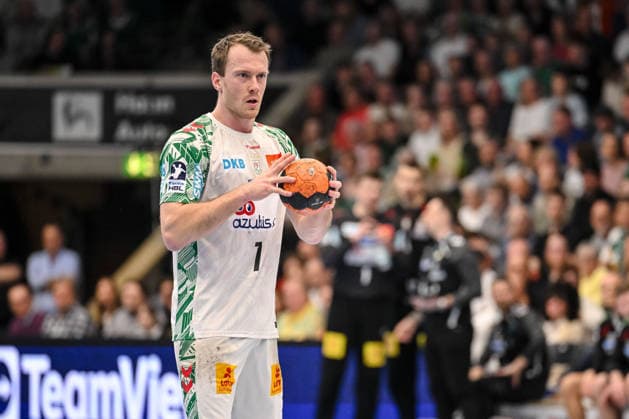 Goeppingen, Deutschland, 05.04.26: Felix Claar (SC Magdeburg) in Aktion, am Ball, Einzelaktion waehrend des Daikin Handball Bundesliga Spiels zwischen FRISCH AUF! Goeppingen vs SC Magdeburg in der EWS Arena am 05. April 2026 in Goeppingen, Deutschland. (Foto von Harry Langer DeFodi Images) Goeppingen, Germany, 05.04.26: Felix Claar (SC Magdeburg) controls the Ball during the Daikin Handball Bundesliga match between FRISCH AUF! Goeppingen vs SC Magdeburg at EWS Arena on April 5, 2026 in Goeppingen, Germany. (Photo by Harry Langer DeFodi Images) (Photo by Harry Langer DeFodi Images) -