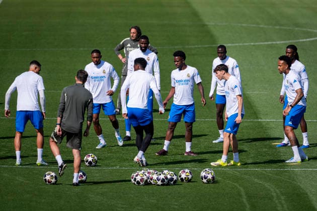 Real Madrid CF Training Session And press conference, PK, Pressekonferenz - UEFA Champions League 2025 26 Quarter-Final First Leg MADRID, SPAIN - APRIL 6: Players of Real Madrid (from L to R) David Alaba, Antonio Rudiger, Vinicius Junior, Ferland Mendy, Thiago Pitarch, Eder Militao, Eduardo Camavinga are seen training during the training session and press conference ahead of the UEFA Champions League 2025 26 Quarter-Final First Leg against FC Bayern München at Ciudad Real Madrid on April 6, 2026 in Madrid, Spain. Valdebebas Ciudad Real Madrid Madrid Spain Copyright: xAlbertoxGardinx AGardin_20260606_Foot_Champ_Real_Madrid_PC_0637