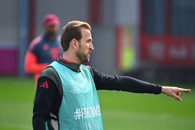 Harry KANE (Bayern Muenchen), Gestik,gibt Anweisungen, Abschlusstraining am 06.04.2026. Fussball Champions League,Saison 2025 26, Viertelfinale Real Madrid - FC Bayern-Muenchen. Â