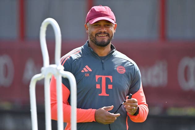 Trainer Vincent KOMPANY (Bayern Muenchen), Einzelbild,angeschnittenes Einzelmotiv,Halbfigur,halbe Figur. Abschlusstraining am 06.04.2026. Fussball Champions League,Saison 2025 26, Viertelfinale Real Madrid - FC Bayern-Muenchen. Â
