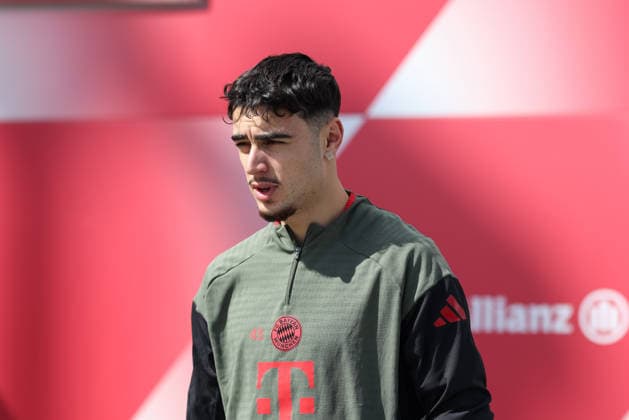 Aleksandar Pavlovic (FC Bayern Muenchen, 45), GER, Abschlusstraining, FC Bayern Muenchen, Fussball, UEFA Champions League, Viertelfinale, Hinspiel, Saison 2025 2026, 06.04.2026, GER, Abschlusstraining, FC Bayern Muenchen, Fussball, UEFA Champions League, Viertelfinale, Hinspiel, Saison 2025 2026, 06.04.2026 Muenchen Copyright: xEibner-Pressefoto JennixMaulx EP_JML