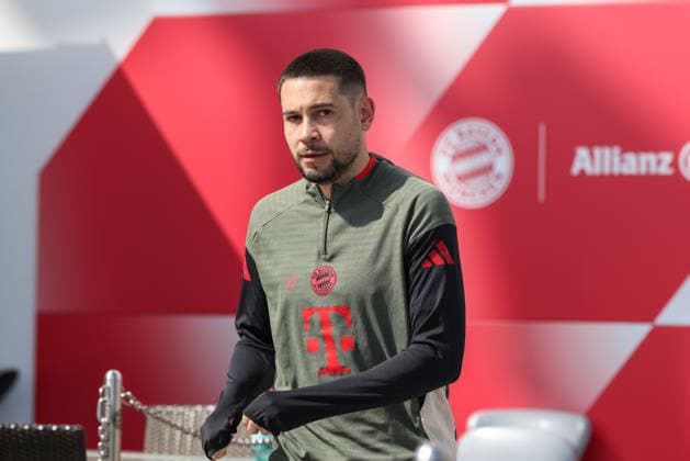 Raphael Guerreiro (FC Bayern Muenchen, 22), GER, Abschlusstraining, FC Bayern Muenchen, Fussball, UEFA Champions League, Viertelfinale, Hinspiel, Saison 2025 2026, 06.04.2026, GER, Abschlusstraining, FC Bayern Muenchen, Fussball, UEFA Champions League, Viertelfinale, Hinspiel, Saison 2025 2026, 06.04.2026 Muenchen Copyright: xEibner-Pressefoto JennixMaulx EP_JML