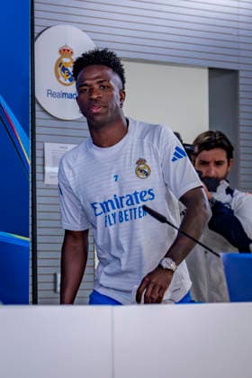 Real Madrid CF Training Session And press conference, PK, Pressekonferenz - UEFA Champions League 2025 26 Quarter-Final First Leg MADRID, SPAIN - APRIL 6: Vinicius Junior of Real Madrid is seen during the press conference during the training session and press conference ahead of the UEFA Champions League 2025 26 Quarter-Final First Leg against FC Bayern München at Ciudad Real Madrid on April 6, 2026 in Madrid, Spain. Valdebebas Ciudad Real Madrid Madrid Spain Copyright: xAlbertoxGardinx AGardin_20260606_Foot_Champ_Real_Madrid_PC_1165