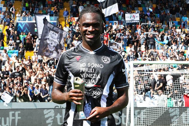 Udinese s Oumar Solet Panini Player of the match Serie A Enilive 2025 2026 during the Serie A soccer match between Udinese and Como at the Bluenergy Stadium in Udine, north east Italy - Monday, April 06,2026 - soccer  Copyright: xAndreaxBressanutti LaPressex
