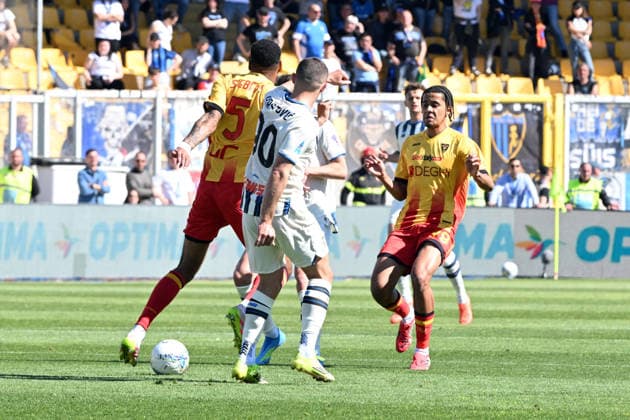 Lecce s Jamil Siebert during the Serie A Enilive matchday 31 between US Lecce and Atalanta BC at the Stadio Via del Mare in Lecce, Italy, Sunday, April 6, 2026. (Photo Pierluigi Pinto LaPresse)  Copyright: xPierluigixPinto LaPressex