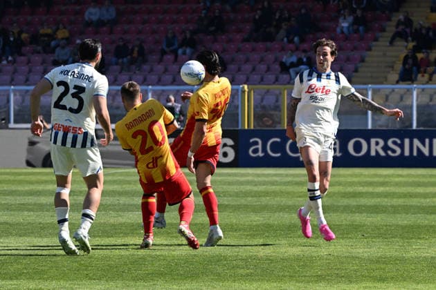 Lecce s Ylber Ramadani during the Serie A Enilive matchday 31 between US Lecce and Atalanta BC at the Stadio Via del Mare in Lecce, Italy, Sunday, April 6, 2026. (Photo Pierluigi Pinto LaPresse)  Copyright: xPierluigixPinto LaPressex