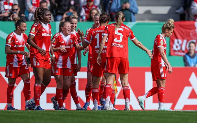 GER, München, FC Bayern München vs SGS Essen, DFB-Pokal Frauen, Fussball, DFB, Spielzeit 2025 2026, FC Bayern Campus, Halbfinale im Bild: Pernille Harder (Bayern München 21), 2:0, Tor, Jubel und Freude, Emotionen DFB DFL REGULATIONS PROHIBIT ANY USE OF PHOTOGRAPHS AS IMAGE SEQUENCES AND OR QUASI-VIDEO, 06.04.2026 Copyright: HMBxMedia HendrikxHamelau