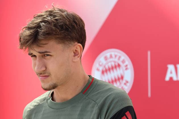 20 Tom Bischof, Portraet, Portrait, Fussball Abschlusstraining vor UEFA Champions League Spiel Real Madrid CF - FC Bayern München 06.04.2026 Trainingsgelände, Säbenerstr. FOTO: Mladen Lackovic LakoPress