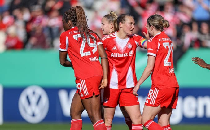 GER, München, FC Bayern München vs SGS Essen, DFB-Pokal Frauen, Fussball, DFB, Spielzeit 2025 2026, FC Bayern Campus, Halbfinale im Bild: Edna Imade (FC Bayern München), Tor zum 4:0, Tor, Jubel und Freude, Emotionen mit Magdalena Eriksson (Bayern München 5) DFB DFL REGULATIONS PROHIBIT ANY USE OF PHOTOGRAPHS AS IMAGE SEQUENCES AND OR QUASI-VIDEO, 06.04.2026 Copyright: HMBxMedia HendrikxHamelau
