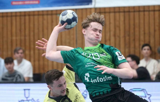 06.04.2026, xfsx, Herren, Handball, Saison 2025 2026, 3. Liga, Staffel Sued, 16. Spieltag: Woelfe Wuerzburg - SG Koendringen-Teningen v.li.: Peter Feisst (SG Koendringen-Teningen), Milan Kuett (Woelfe Wuerzburg) Wuerzburg tectake ARENA Bayern Deutschland