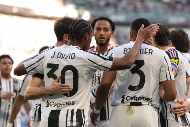 Turin, Italy, 6th April 2026. Gleison Bremer of Juventus celebrates with team mates after scoring to give the hosts a 1-0 lead during the Juventus vs Genoa Serie A match at Allianz Stadium, Turin. Picture credit should read: Jonathan Moscrop Sportimage EDITORIAL USE ONLY. No use with unauthorised audio, video, data, fixture lists, club league logos or live services. Online in-match use limited to 120 images, no video emulation. No use in betting, games or single club league player publications. SPI_010_JM_JUVE_GENOA SPI-4644-0010