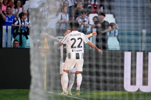 Juventus™ Weston McKennie celebrates after scoring the 2-0 goal for his team during the Serie A soccer match between Juventus Fc and Genoa the Juventus Stadium in Turin, north west Italy - April 6, 2026. - Soccer  Copyright: xFabioxFerrari LaPressex