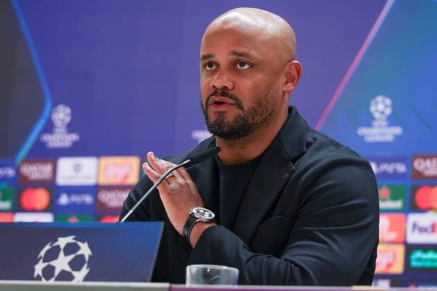 Chef-Trainer Vincent Kompany (FC Bayern Muenchen) gestilkuliert, Pressekonferenz, FC Bayern Muenchen, Fussball, Maenner, UEFA Champions League, Saison 2025 2026, Pressekonferenz vor dem Viertelfinal-Hinspiel (Quarter Finals 1st Leg) gegen Real Madrid, 06.04.2026 Madrid Madrid Spanien