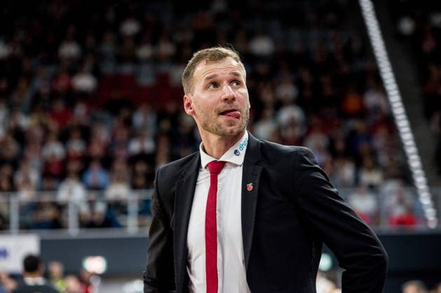 Bamberg, Deutschland 06. April 2026: 1.BBL - 2025 2026 - BMA365 Bamberg Baskets gegen Science City Jena Im Bild: Trainer Anton Gavel (Bamberg) Brose Arena Bayern Copyright: xFotostandx xSchmittx